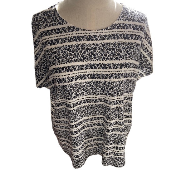 J Jill Wearever Collection Black and White Tee - Picture 1 of 6